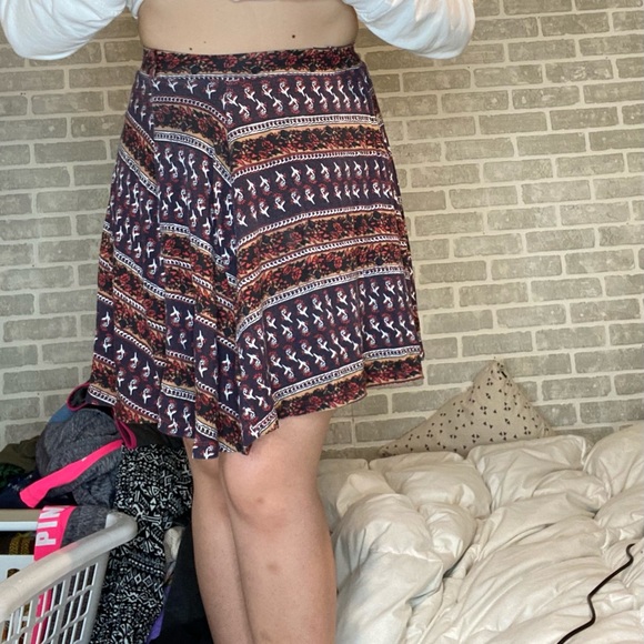Patterned Skirt - Picture 1 of 3